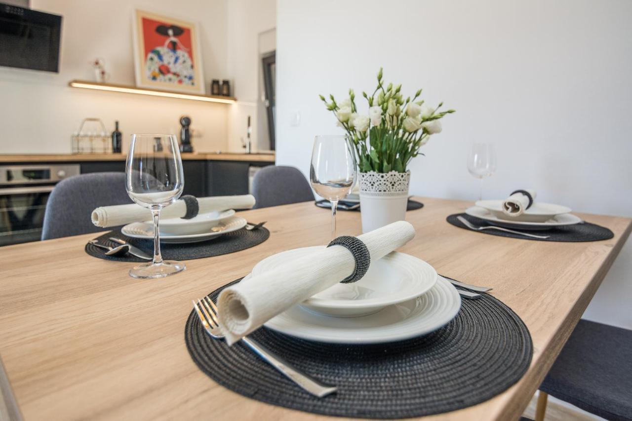 Apartments Maella Zadar Eksteriør billede