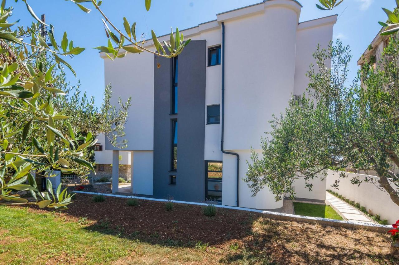 Apartments Maella Zadar Eksteriør billede